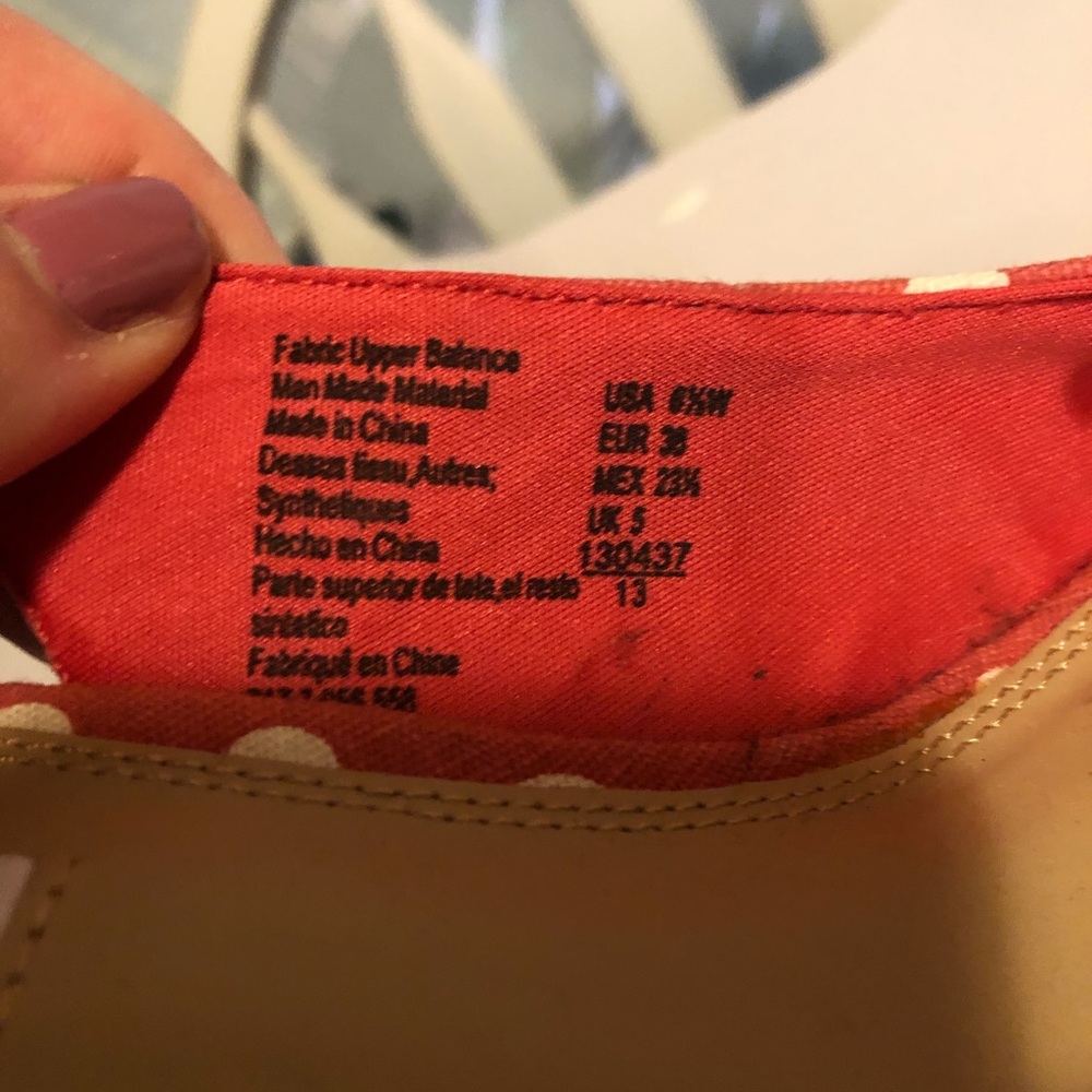 AmericanEagle 6.5 wedges polka dot salmon pink - Picture 3 of 5